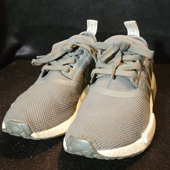 Adidas nmd men's 6.5 - Picture 5 of 9